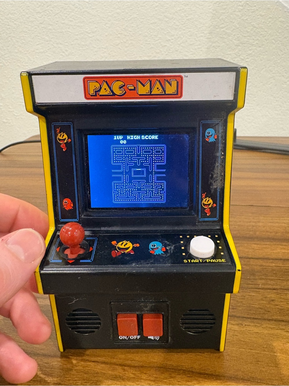 Pac-Man Mini Arcade Cabinet Game Basic Fun Retro Handheld LCD Screen Works Great - Picture 2 of 6